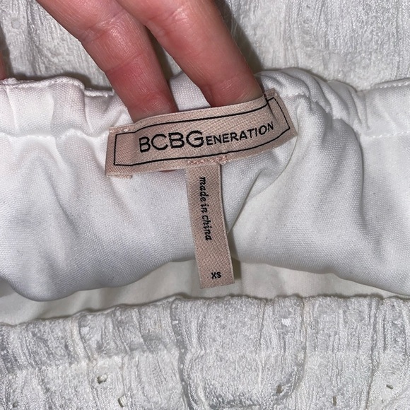 NWOT BCBGeneration Off The Shoulder Fit And Flare Dress in White w/ Sash Bridal - Picture 7 of 9